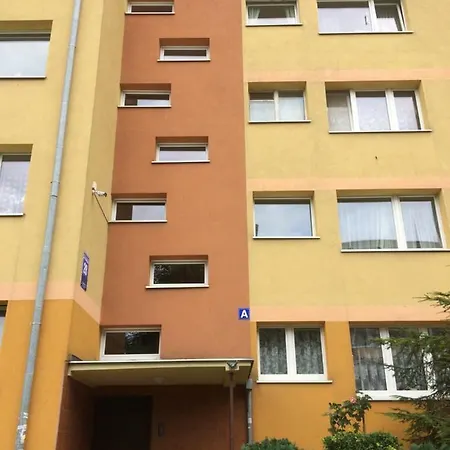 Przymorze Flat - Near The Seaside *